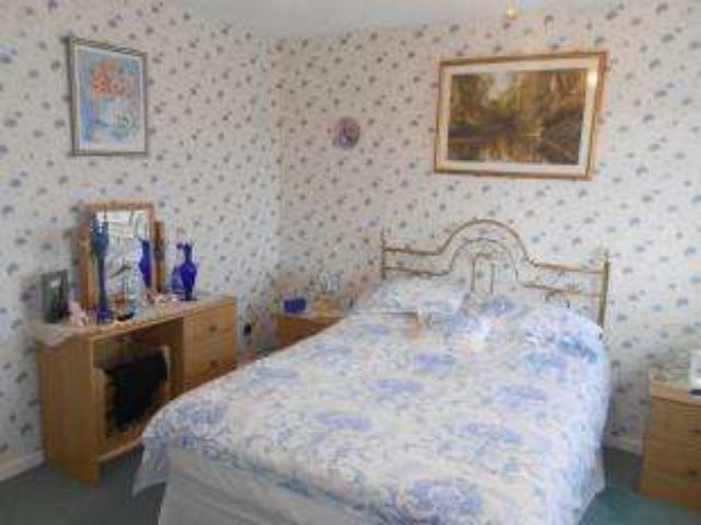  Image of 3 bedroom Terraced house for sale in Tintagel Walk Bedford MK41 at Bedford Bedfordshire Salph End, MK41 8ND